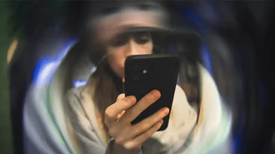 Cảnh báo chiêu chiếm SIM điện thoại để rút sạch tiền ngân hàng