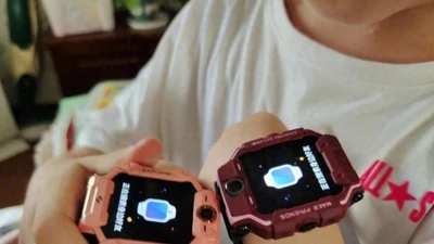 Đồng hồ thông minh biến tuổi thơ thành cuộc đua ‘like’