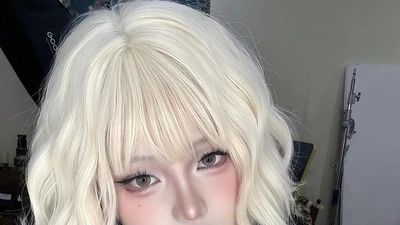 Nữ coser Việt gây bão với góc máy táo bạo, đẹp như ảnh mạng