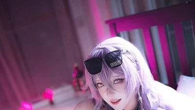 Takomayuyi tung ảnh cosplay nữ thần, fan thả tim không ngừng