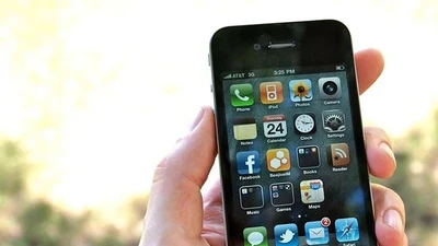 iPhone 4 hồi sinh, Gen Z săn lùng chụp ảnh hoài cổ