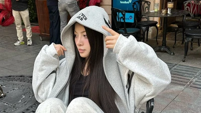 Hot girl livestream tái xuất với bộ ảnh cực cháy 