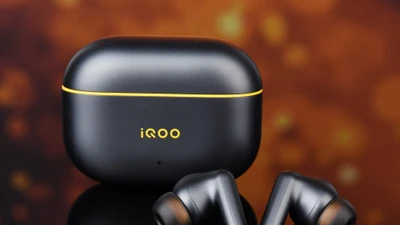 Tai nghe iQOO TWS 5 gây sốt, chống ồn 60 dB, pin 48 giờ