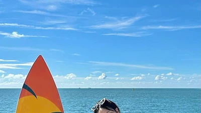 YouTuber Lluvly gây sốt với phong cách nghỉ dưỡng sang chảnh