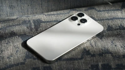 iPhone 16 Pro Max cũng bị bẻ khóa iCloud, “thành trì Apple” sụp đổ