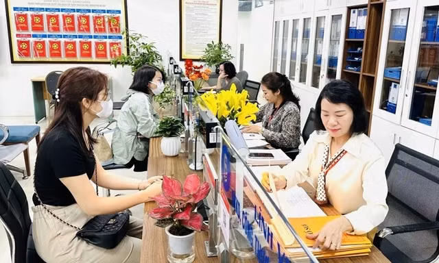 vien-chuc.jpg