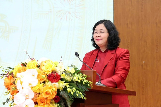 Bà Bùi Thị Minh Hoài, Ủy viên Bộ Chính trị, Bí thư Trung ương Đảng, Bí thư Đảng ủy Mặt trận Tổ quốc, các đoàn thể Trung ương, Chủ tịch Ủy ban Trung ương Mặt trận Tổ quốc Việt Nam