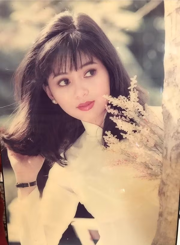 le-hong-thuy-tien.jpg
