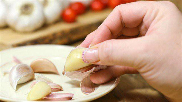 Chuyên gia khuyên 4 loại tỏi ăn nhiều cực hại - Hình 9 Chuyen gia khuyen 4 loai toi an nhieu cuc hai-Hinh-9