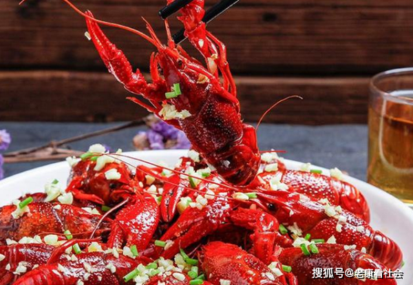 Những loại hải sản được ví như ổ kí sinh trùng, cần cẩn trọng chế biến Nhung loai hai san duoc vi nhu o ki sinh trung, can can trong che bien