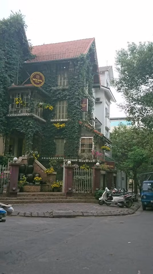 Cty san xuat nuoc Viet Xua bi to nhiem khuan: 