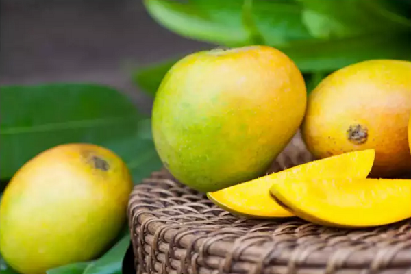 Cực lưu ý lý do nên ngâm xoài trong nước trước khi ăn - Hình 2 Cuc luu y ly do nen ngam xoai trong nuoc truoc khi an-Hinh-2