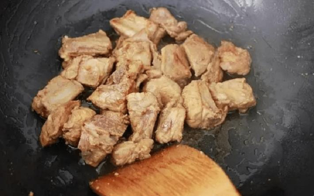 Mẹo nấu canh xương ngọt nước, hết mùi tanh - Hình 11 Meo nau canh xuong ngot nuoc, het mui tanh-Hinh-11