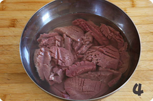 Mẹo xử lý món cật heo xào ớt bồi bổ cho quý ông - Hình 7 Meo xu ly mon cat heo xao ot boi bo cho quy ong-Hinh-7