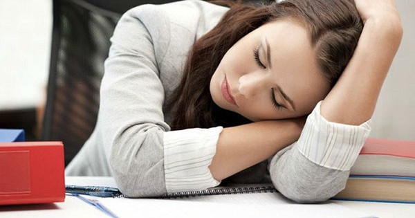 Không ăn cơm để giảm cân ảnh hưởng tiêu cực đến sức khoẻ như nào? - Hình 2 Khong an com de giam can anh huong tieu cuc den suc khoe nhu nao?-Hinh-2
