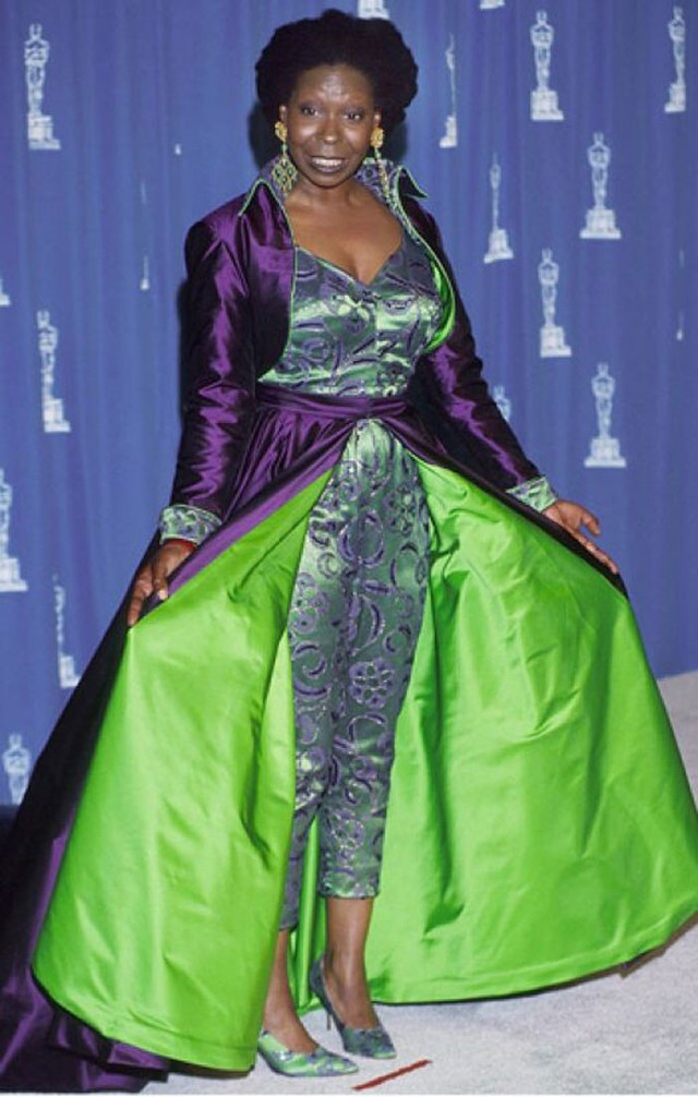 Những “thảm họa” thời trang tại BAFTA TV Awards - Hình 15 Nhung “tham hoa” thoi trang tai BAFTA TV Awards-Hinh-15