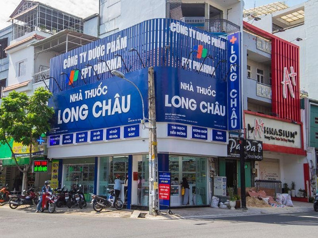 Vì sao nhiều nhà thuốc Long Châu tại Đà Lạt bị phạt? Vi sao nhieu nha thuoc Long Chau tai Da Lat bi phat?