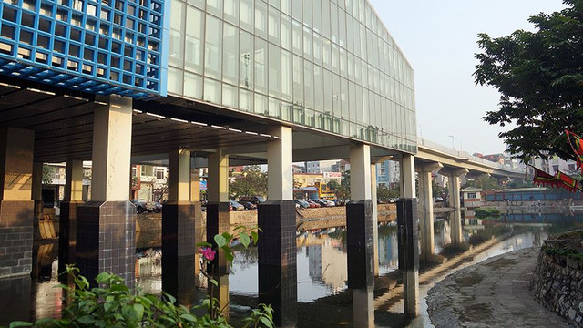 Cận cảnh đường sắt Cát Linh - Hà Đông sắp đưa vào khai thác tháng 4/2019 - Hình 12 Can canh duong sat Cat Linh - Ha Dong sap dua vao khai thac thang 4/2019-Hinh-12