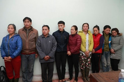 Đọc gì hôm nay 18/1: Phát hiện ma túy hình sọ người gửi về Việt Nam - Hình 2 Doc gi hom nay 18/1: Phat hien ma tuy hinh so nguoi gui ve Viet Nam-Hinh-2