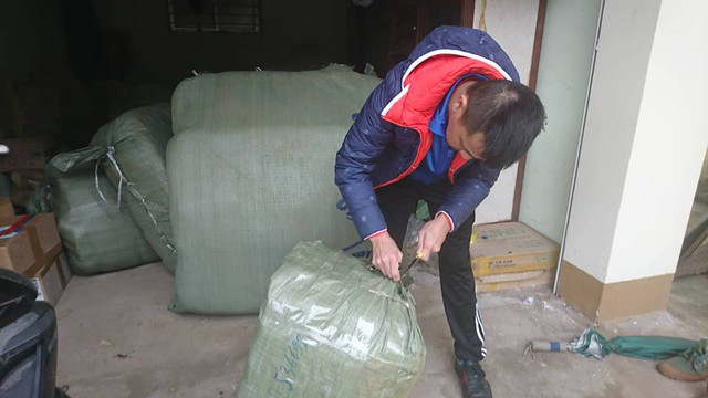 Lạng Sơn: Siết chặt biên giới, buôn lậu im ắng trước tết - Hình 3 Lang Son: Siet chat bien gioi, buon lau im ang truoc tet-Hinh-3