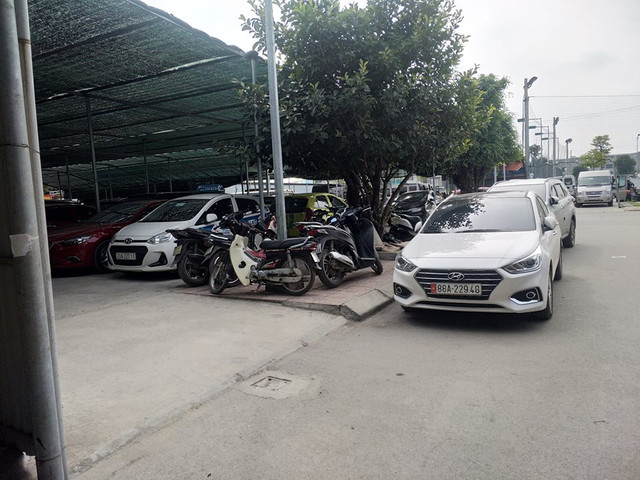Tân Hùng Minh "xẻ thịt" Khu thể thao Ninh Hiệp làm ki ốt: Vì sao chưa xử lý? - Hình 9 Tan Hung Minh