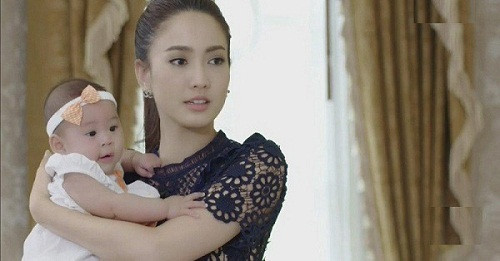 Nhờ mẹ chồng trông cháu, tôi thất kinh khi thấy cảnh tượng trước mắt Nho me chong trong chau, toi that kinh khi thay canh tuong truoc mat