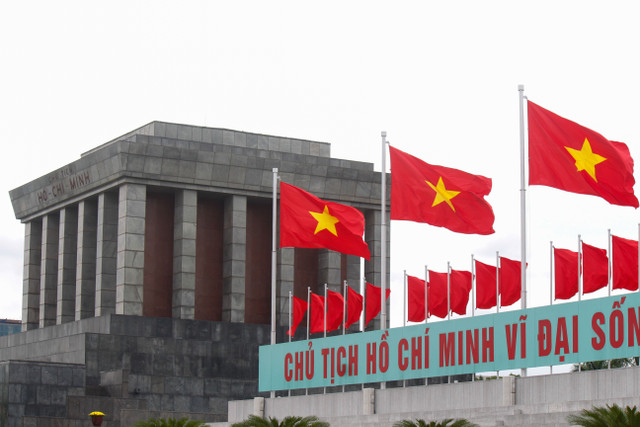 Duong pho ngap tran co hoa mung Quoc khanh 2/9-Hinh-16