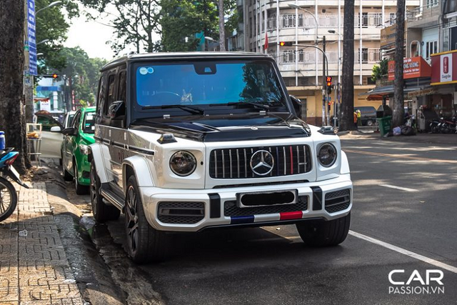 Xem siêu xe Mercedes-AMG G63 Edition hơn 10 tỷ có mà độc lạ ở Sài Gòn Xem sieu xe Mercedes-AMG G63 Edition hon 10 ty co ma doc la o Sai Gon
