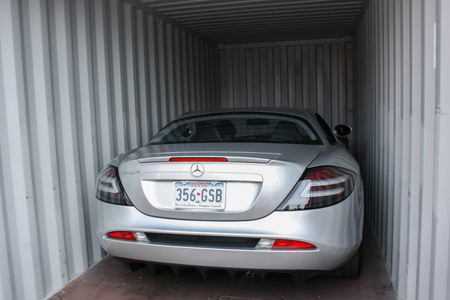 Ngắm "mũi tên bạc" Mercedes-Benz SLR McLaren độc nhất Việt Nam - Hình 2 Ngam