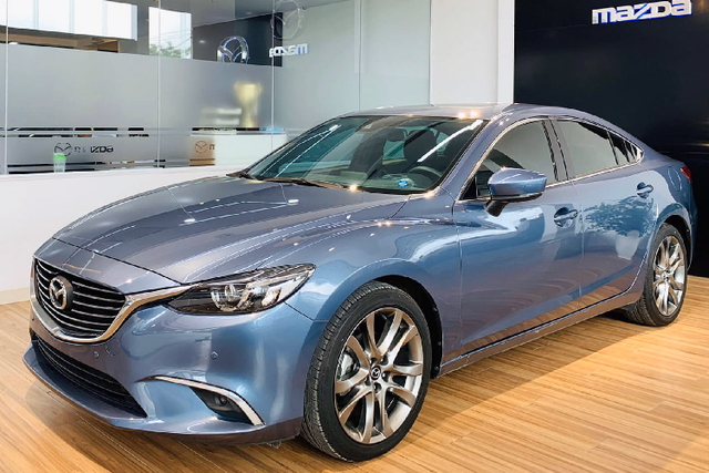 Mua Mazda6 trưng bày rẻ hơn 160 triệu đồng Mua Mazda6 trung bay re hon 160 trieu dong