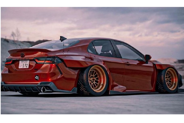 Ngam xe Toyota Camry phong cach ham ho du dan-Hinh-2