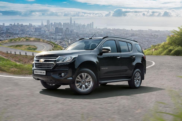 Chevrolet Trailblazer giảm giá đến 200 triệu đồng Chevrolet Trailblazer giam gia den 200 trieu dong