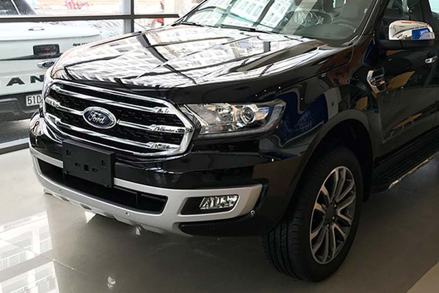 Cận cảnh Ford Everest 2020 gần 1,2 tỷ đồng tại Việt Nam - Hình 3 Can canh Ford Everest 2020 gan 1,2 ty dong tai Viet Nam-Hinh-3