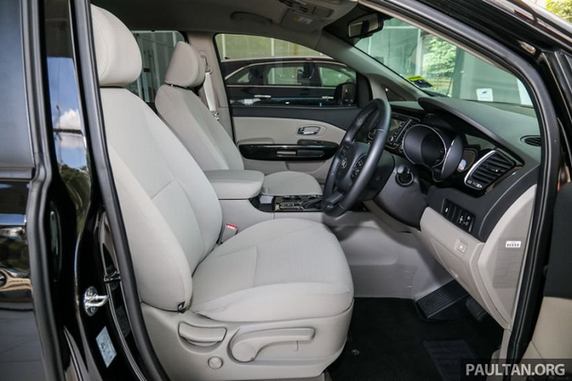 Cận cảnh Kia Sedona 2020 bản 11 chỗ trình làng từ 967 triệu đồng - Hình 7 Can canh Kia Sedona 2020 ban 11 cho trinh lang tu 967 trieu dong-Hinh-7