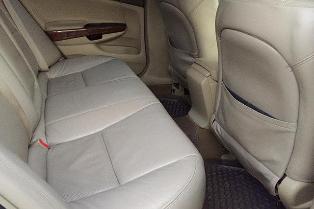 Có nên mua xe Honda Accord đời 2008 hơn 400 triệu? - Hình 7 Co nen mua xe Honda Accord doi 2008 hon 400 trieu?-Hinh-7