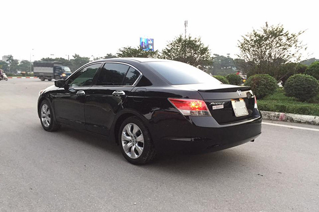 Có nên mua xe Honda Accord đời 2008 hơn 400 triệu? - Hình 9 Co nen mua xe Honda Accord doi 2008 hon 400 trieu?-Hinh-9