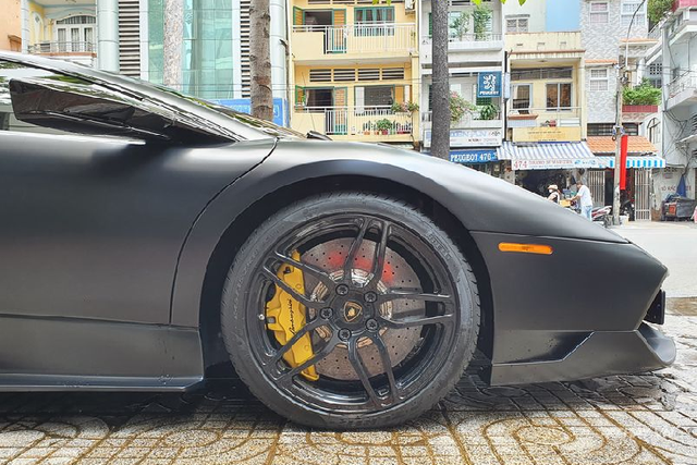 Chao ban sieu xe Lamborghini Murcielago SV mot thoi cua dai gia Minh nhua-Hinh-6