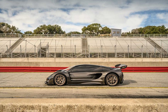 Siêu xe Czinger 21C nổi lên như hiện tượng có gì thu hút? - Hình 8 Sieu xe Czinger 21C noi len nhu hien tuong co gi thu hut?-Hinh-8