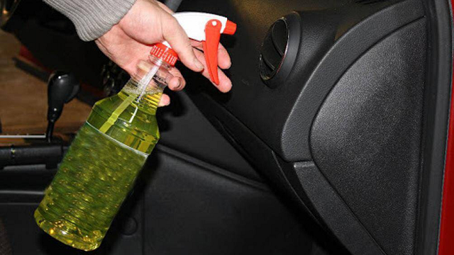 Cách nhận biết ôtô cũ có bị thuỷ kích hay không? - Hình 4 Cach nhan biet oto cu co bi thuy kich hay khong?-Hinh-4