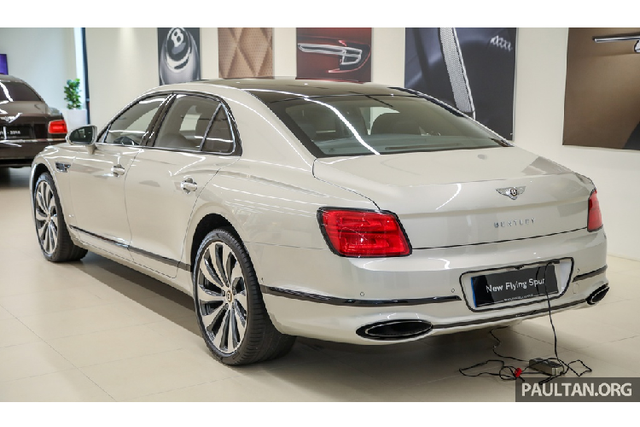 Đặc sắc sedan siêu sang Bentley Flying Spur thế hệ thứ 3 - Hình 2 Dac sac sedan sieu sang Bentley Flying Spur the he thu 3-Hinh-2