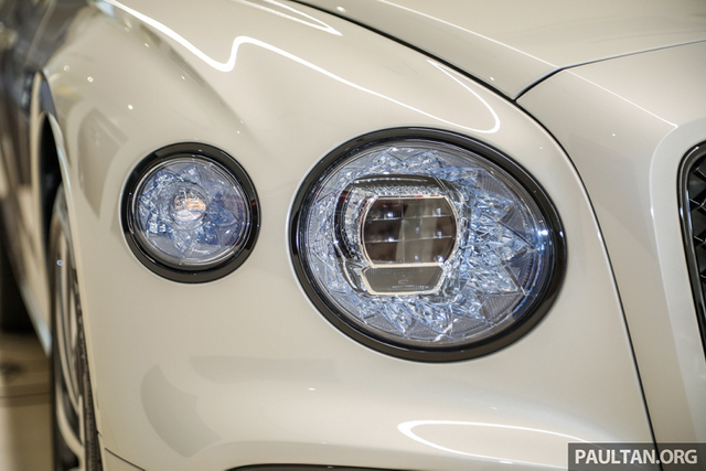 Đặc sắc sedan siêu sang Bentley Flying Spur thế hệ thứ 3 - Hình 6 Dac sac sedan sieu sang Bentley Flying Spur the he thu 3-Hinh-6