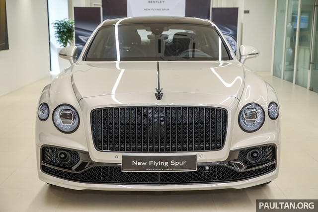 Đặc sắc sedan siêu sang Bentley Flying Spur thế hệ thứ 3 - Hình 3 Dac sac sedan sieu sang Bentley Flying Spur the he thu 3-Hinh-3