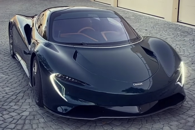 McLaren Speedtail khoac ao carbon xanh hang doc, khoang noi that co 3 cho ngoi-Hinh-2