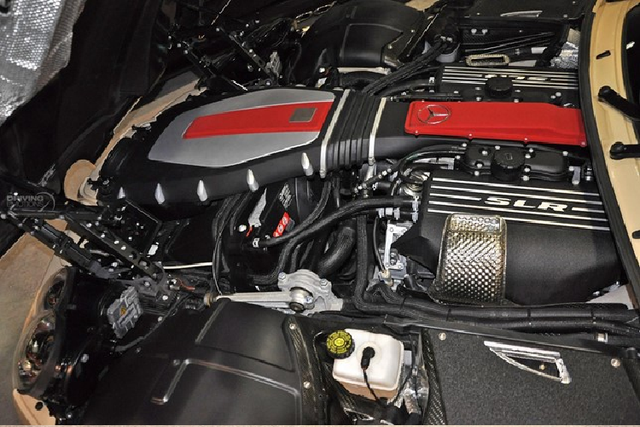 Mercedes-Benz SLR McLaren mau son Elfenbein doc nhat vo nhi-Hinh-7