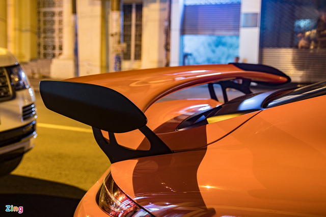 Đại gia Đặng Lê Nguyên Vũ cho tái xuất Porsche 911 GT3 RS - Hình 6 Dai gia Dang Le Nguyen Vu cho tai xuat Porsche 911 GT3 RS-Hinh-6