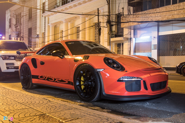 Đại gia Đặng Lê Nguyên Vũ cho tái xuất Porsche 911 GT3 RS Dai gia Dang Le Nguyen Vu cho tai xuat Porsche 911 GT3 RS