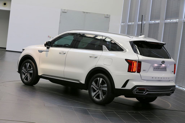 Lộ tin Kia Sorento thế hệ mới sắp ra mắt tại Việt Nam - Hình 5 Lo tin Kia Sorento the he moi sap ra mat tai Viet Nam-Hinh-5