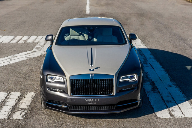 Cận cảnh xe siêu sang Rolls-Royce Wraith Eagle VIII hơn 18 tỷ của giới đại gia Can canh xe sieu sang Rolls-Royce Wraith Eagle VIII hon 18 ty cua gioi dai gia