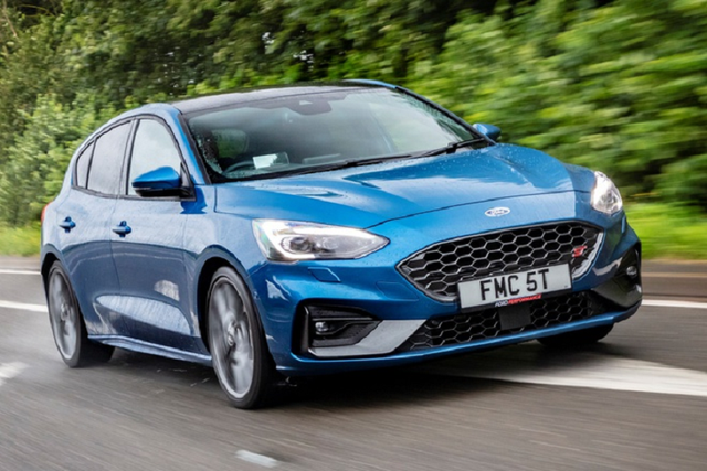 Hộp số tự động mới làm giảm khả năng tăng tốc của Ford Focus ST Hop so tu dong moi lam giam kha nang tang toc cua Ford Focus ST