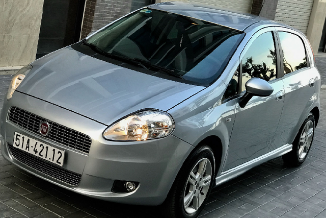 Của lạ Fiat Grande Punto giá rẻ 'giật mình' chỉ 360 triệu Cua la Fiat Grande Punto gia re 'giat minh' chi 360 trieu